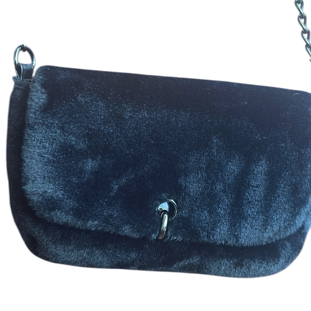 Gilda Paris Crossbody Bag - Picture 2 of 10